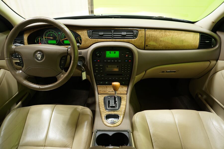 Jaguar S-Type vaihtoauto