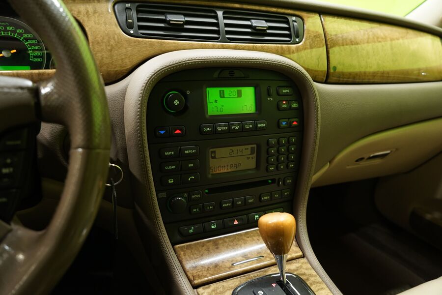 Jaguar S-Type vaihtoauto