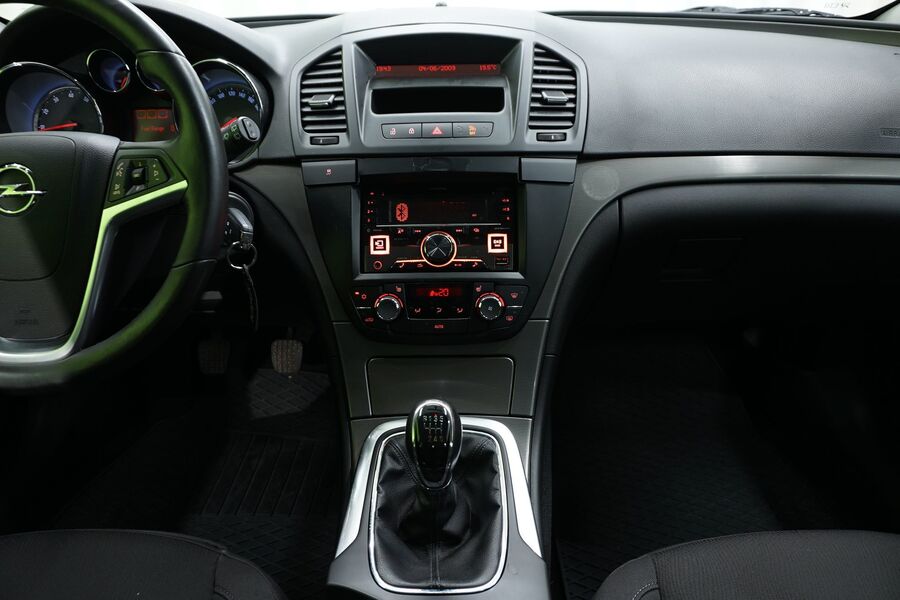 Opel Insignia vaihtoauto