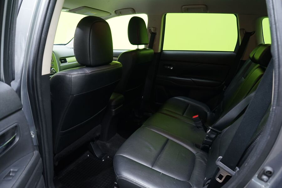 Mitsubishi Outlander vaihtoauto