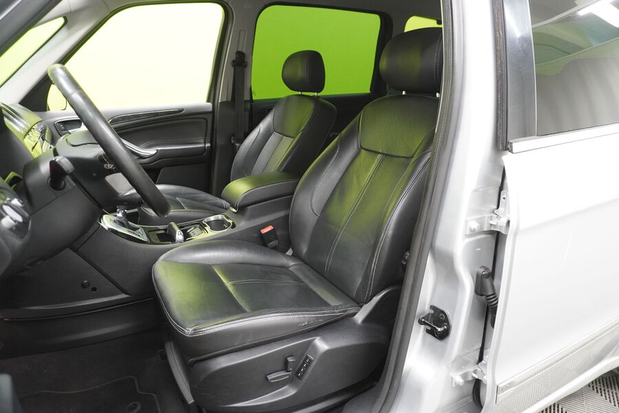 Ford Galaxy vaihtoauto