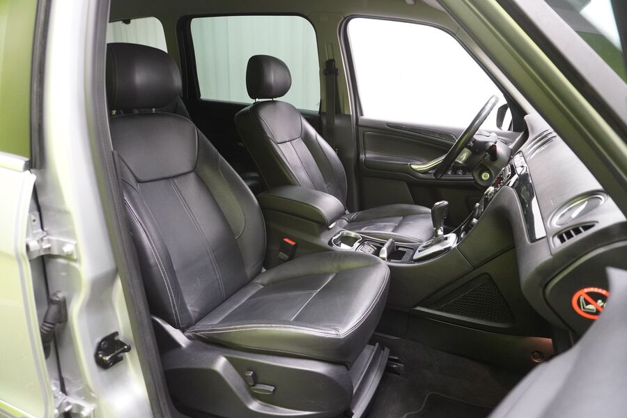 Ford Galaxy vaihtoauto