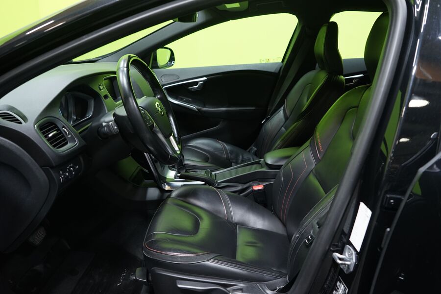 Volvo V40 vaihtoauto