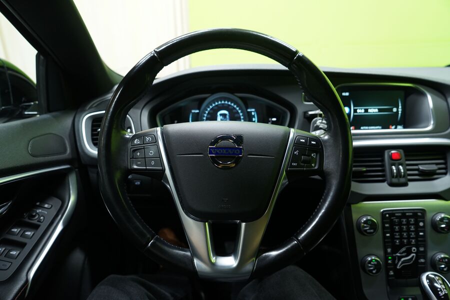 Volvo V40 vaihtoauto