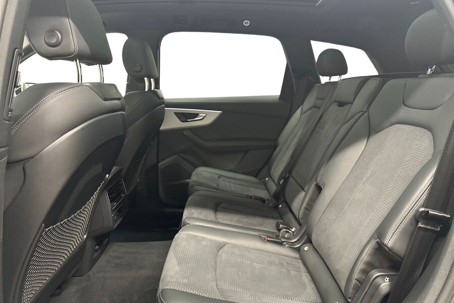Audi Q7 vaihtoauto