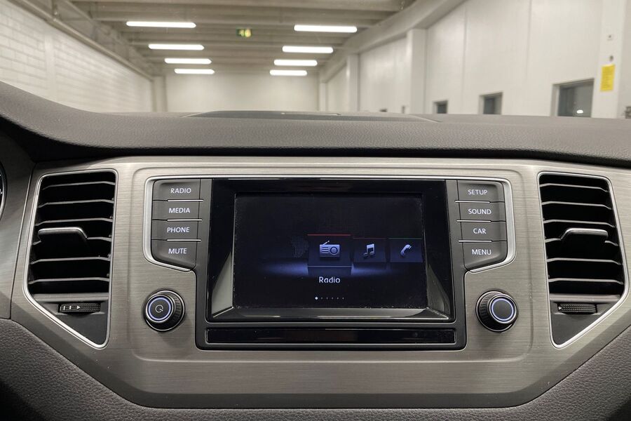 Volkswagen Golf Sportsvan vaihtoauto