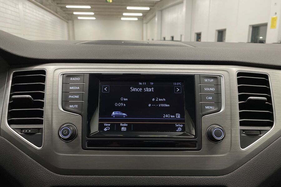 Volkswagen Golf Sportsvan vaihtoauto