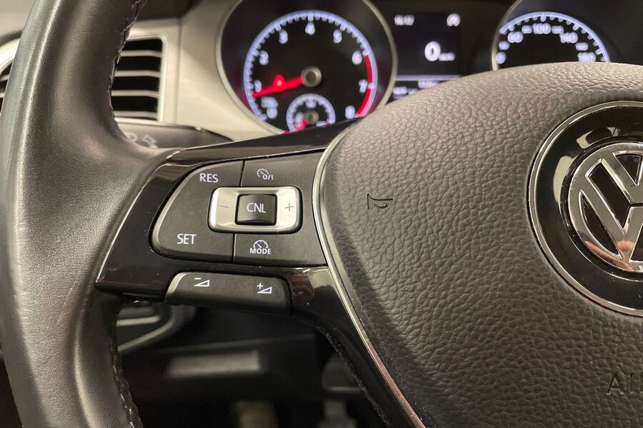 Volkswagen Golf Sportsvan vaihtoauto