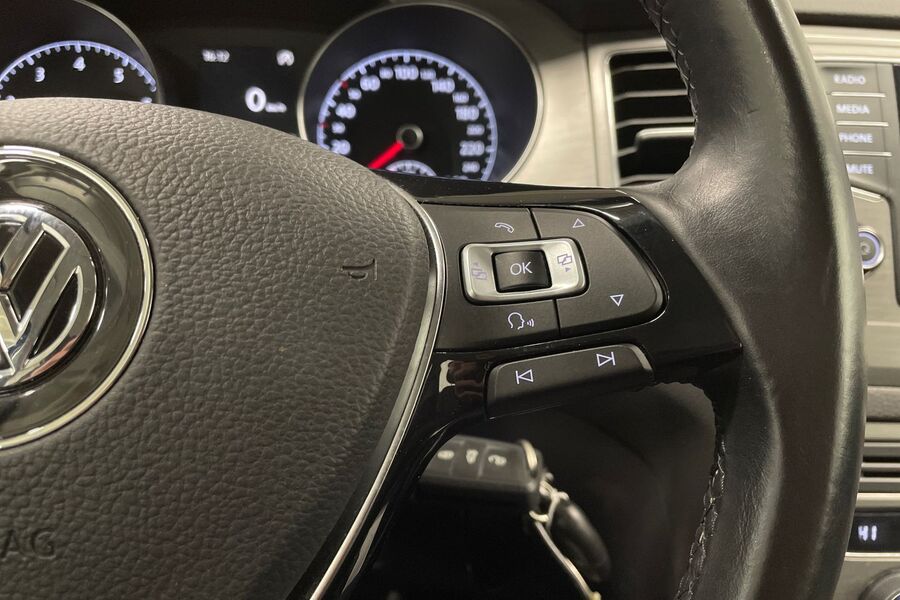 Volkswagen Golf Sportsvan vaihtoauto