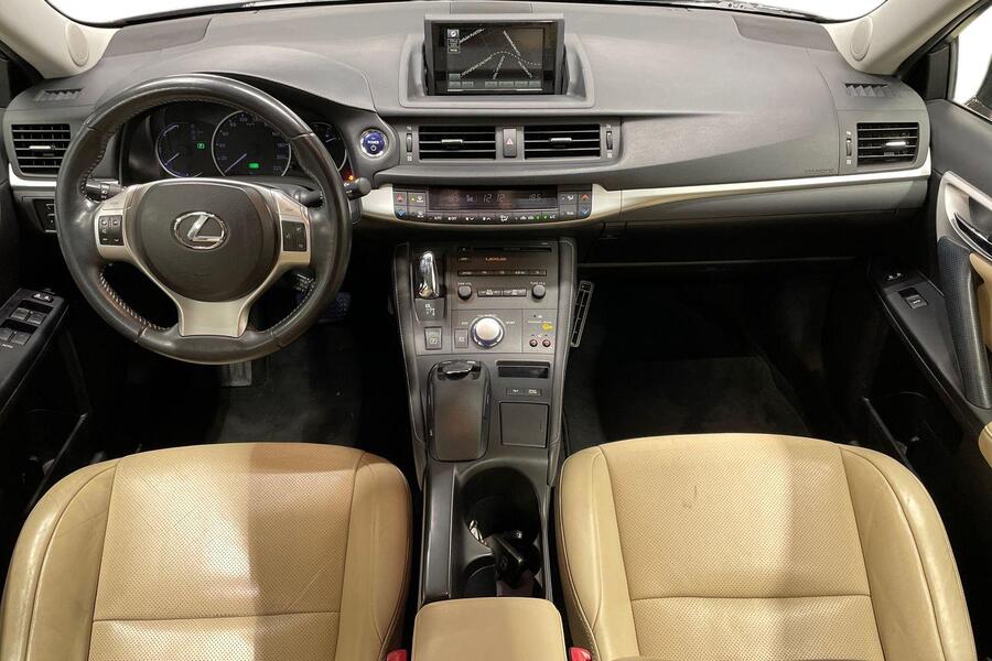 Lexus CT vaihtoauto