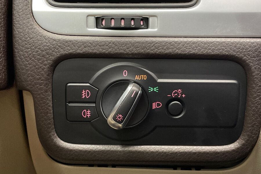 Volkswagen Touareg vaihtoauto