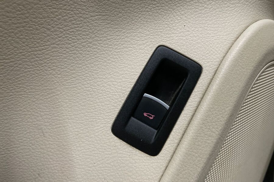 Volkswagen Touareg vaihtoauto