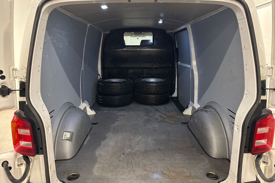 Volkswagen Transporter vaihtoauto