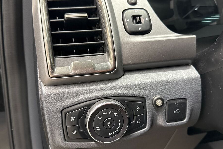 Ford Ranger vaihtoauto