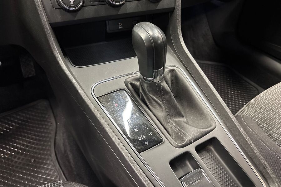 SEAT Leon vaihtoauto