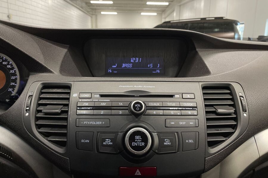 Honda Accord vaihtoauto