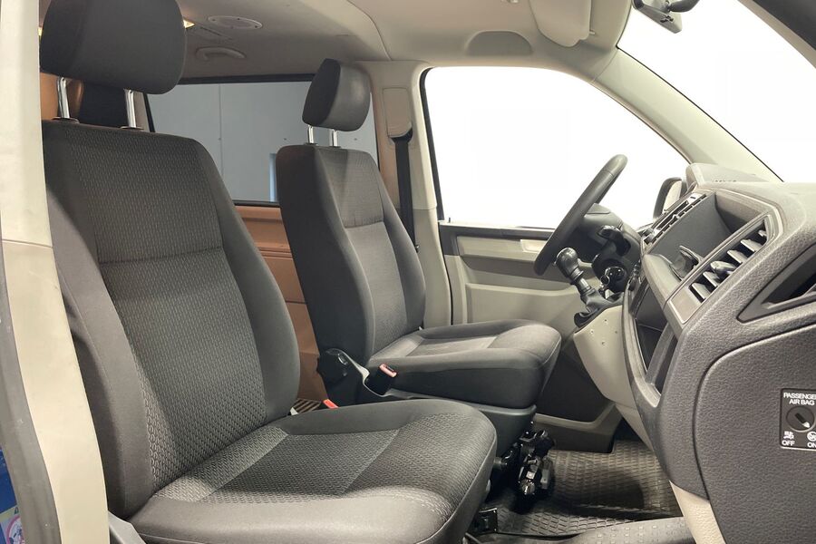 Volkswagen Caravelle vaihtoauto