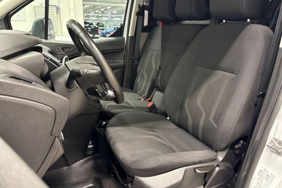 Ford Transit Connect vaihtoauto