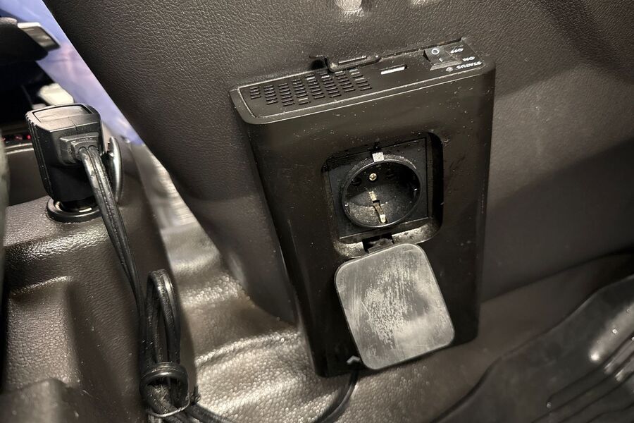 Ford Transit Connect vaihtoauto