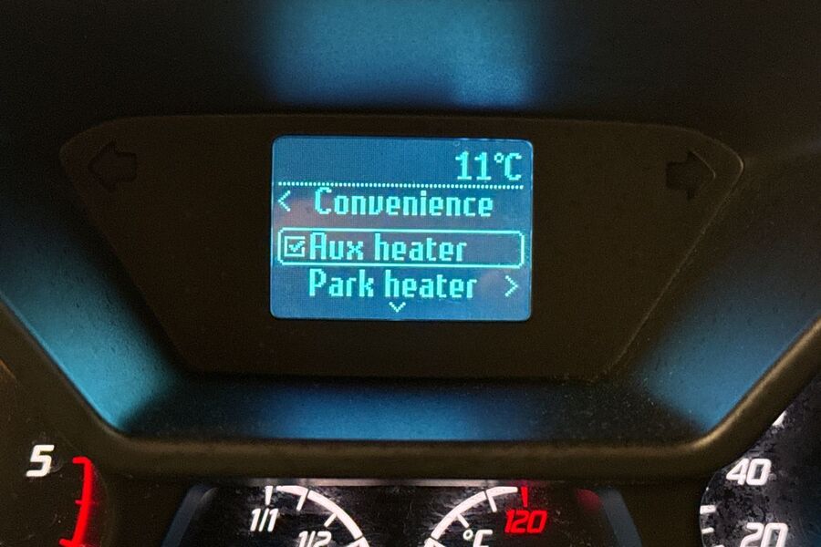 Ford Transit Connect vaihtoauto