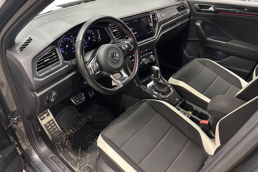 Volkswagen T-Roc vaihtoauto