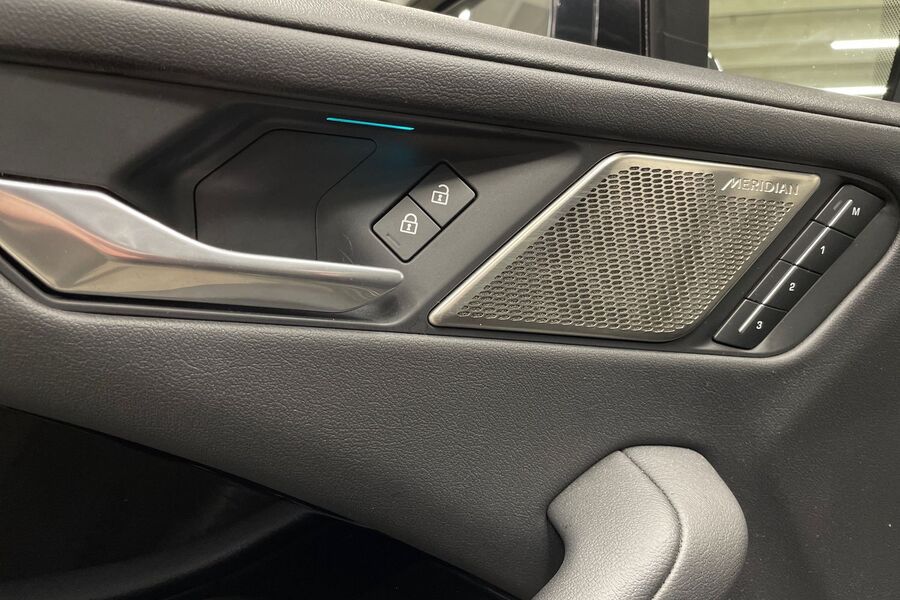 Jaguar I-PACE vaihtoauto