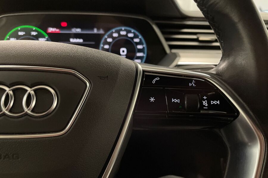 Audi e-tron vaihtoauto