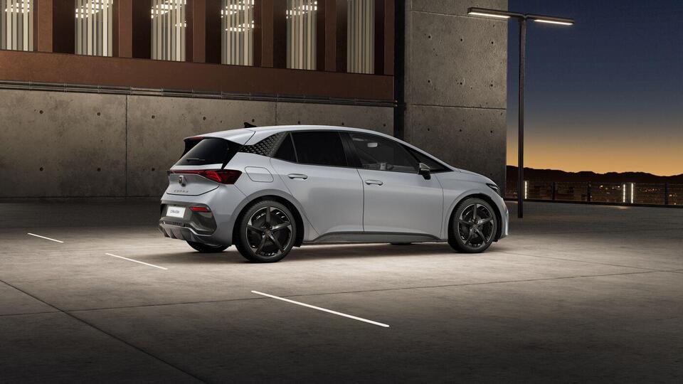 Cupra Born vaihtoauto