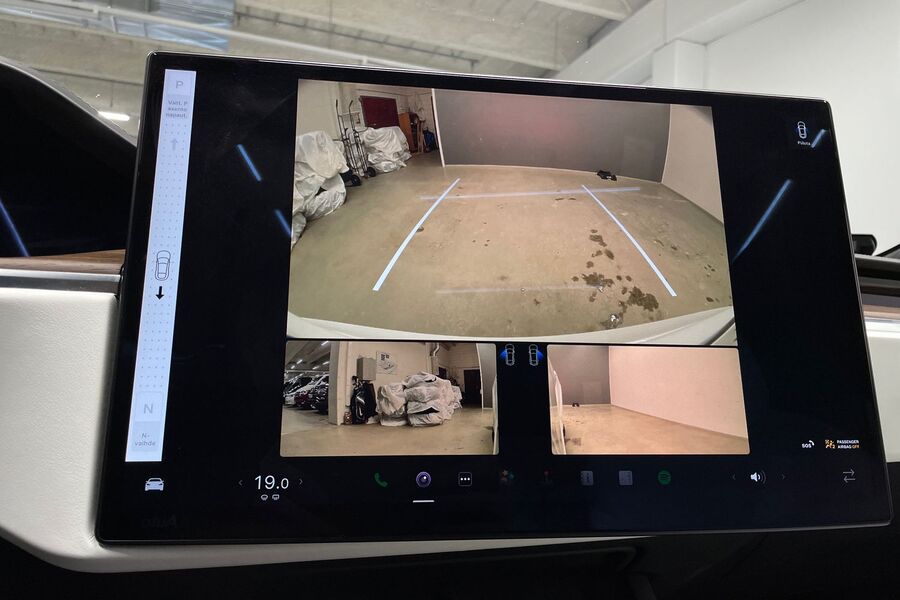 Tesla Model S vaihtoauto