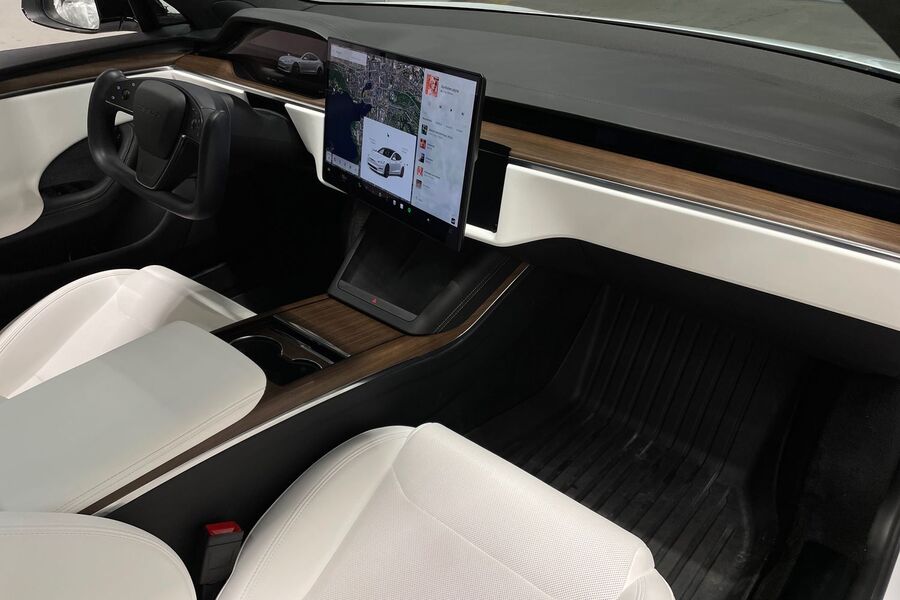 Tesla Model S vaihtoauto