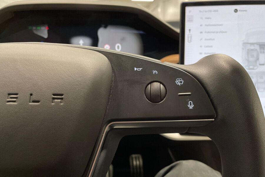 Tesla Model S vaihtoauto