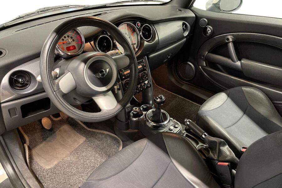 Mini Cooper vaihtoauto