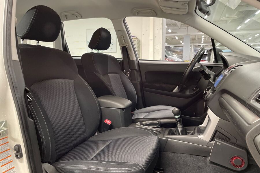 Subaru Forester vaihtoauto