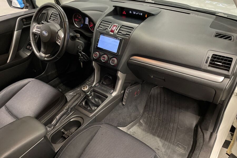 Subaru Forester vaihtoauto