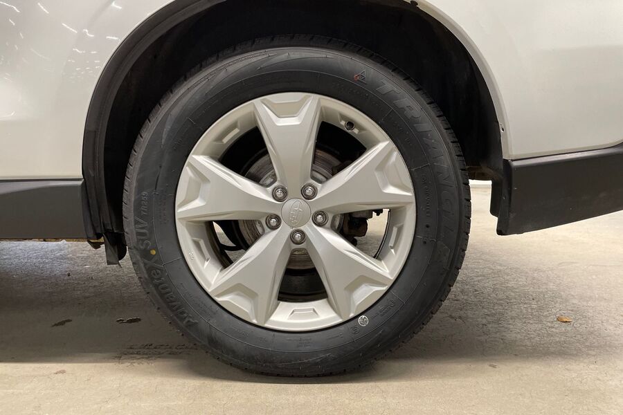 Subaru Forester vaihtoauto
