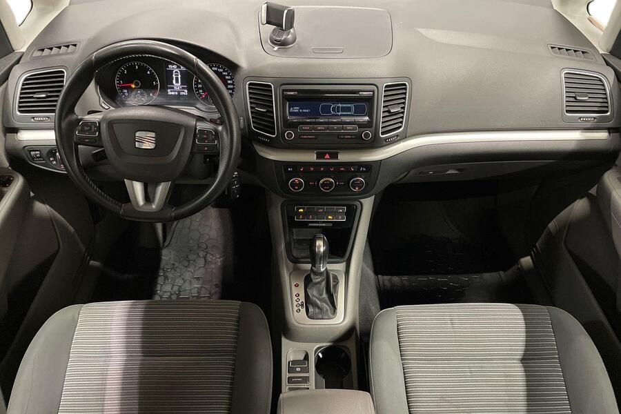 SEAT Alhambra vaihtoauto