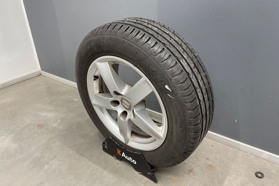 SEAT Alhambra vaihtoauto