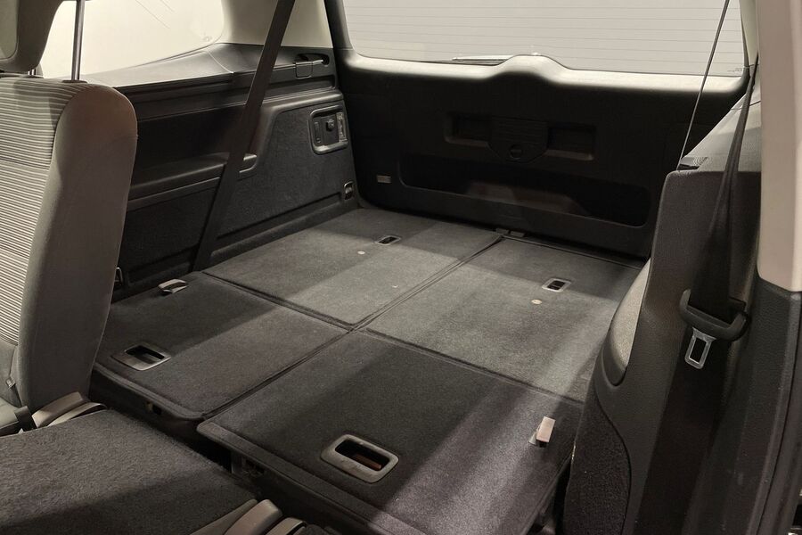 SEAT Alhambra vaihtoauto