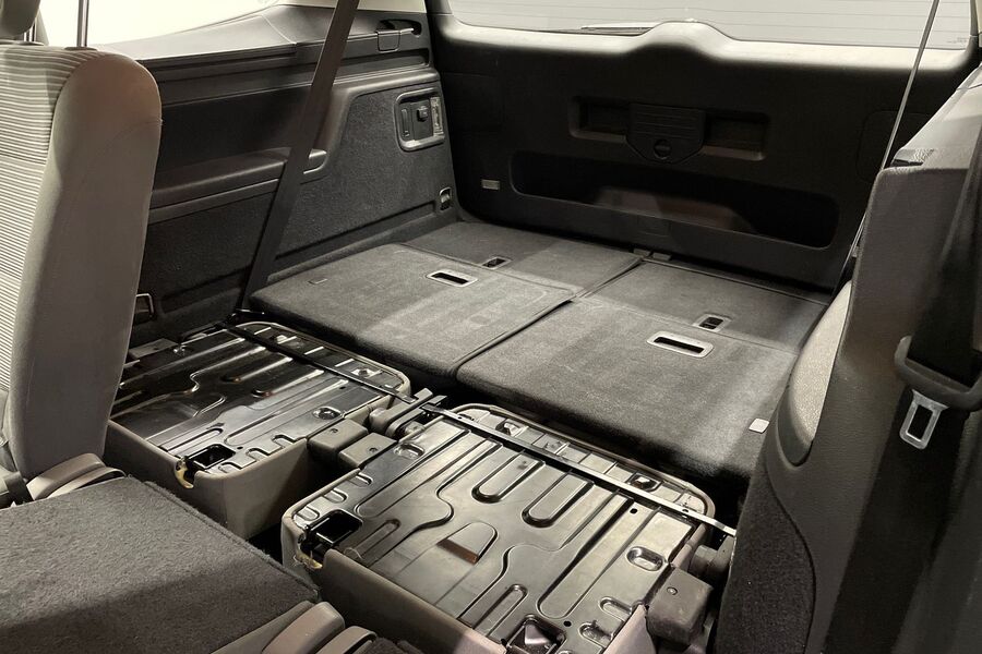 SEAT Alhambra vaihtoauto