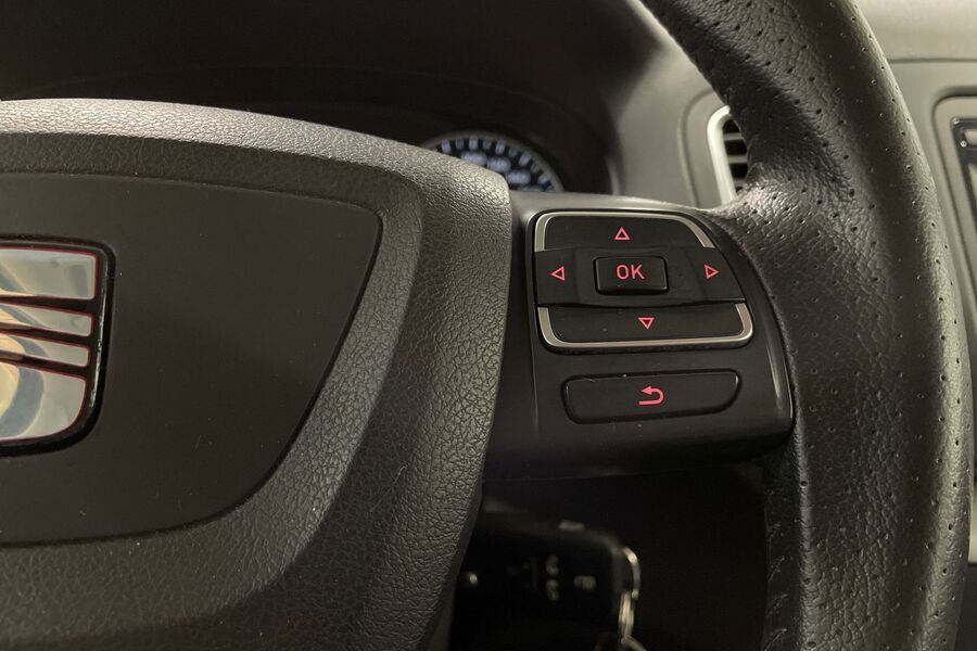 SEAT Alhambra vaihtoauto