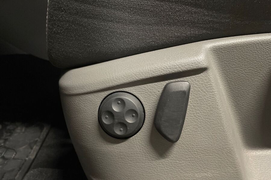 SEAT Alhambra vaihtoauto