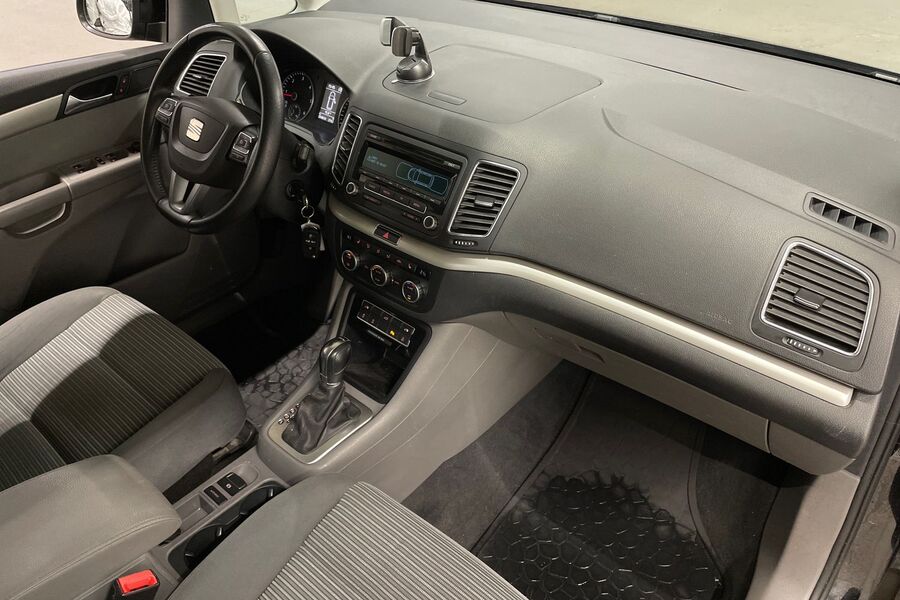 SEAT Alhambra vaihtoauto