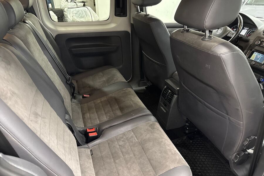 Volkswagen Caddy Maxi vaihtoauto