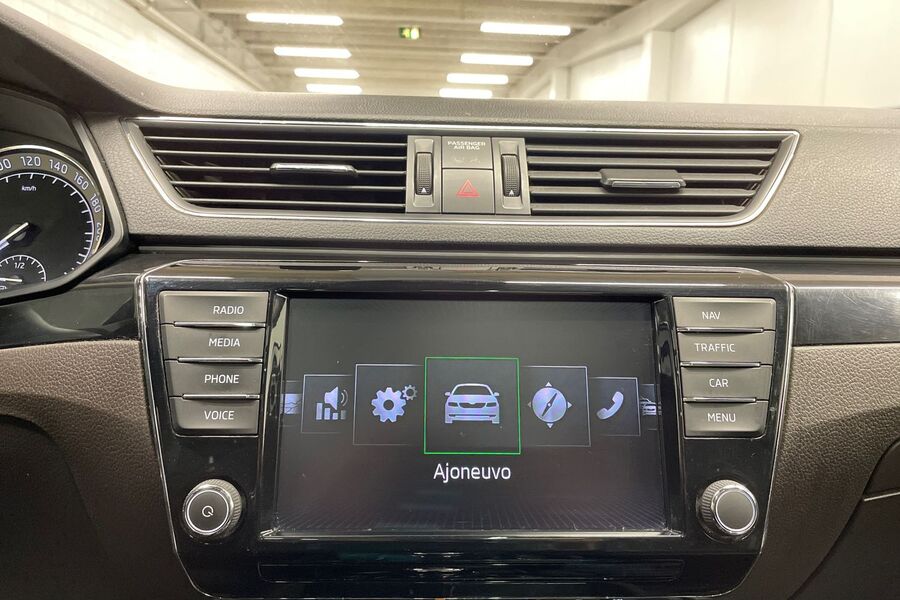 Skoda Superb vaihtoauto