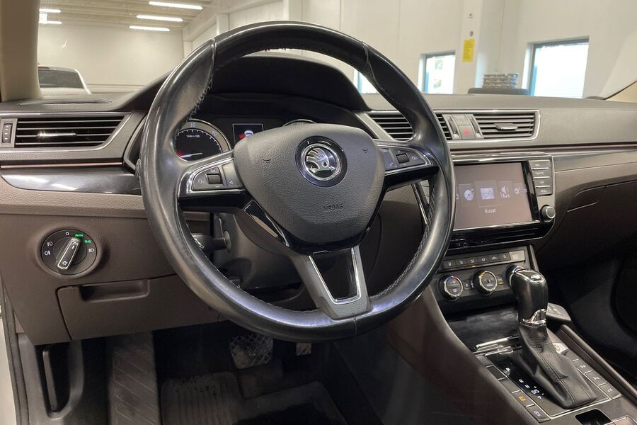 Skoda Superb vaihtoauto