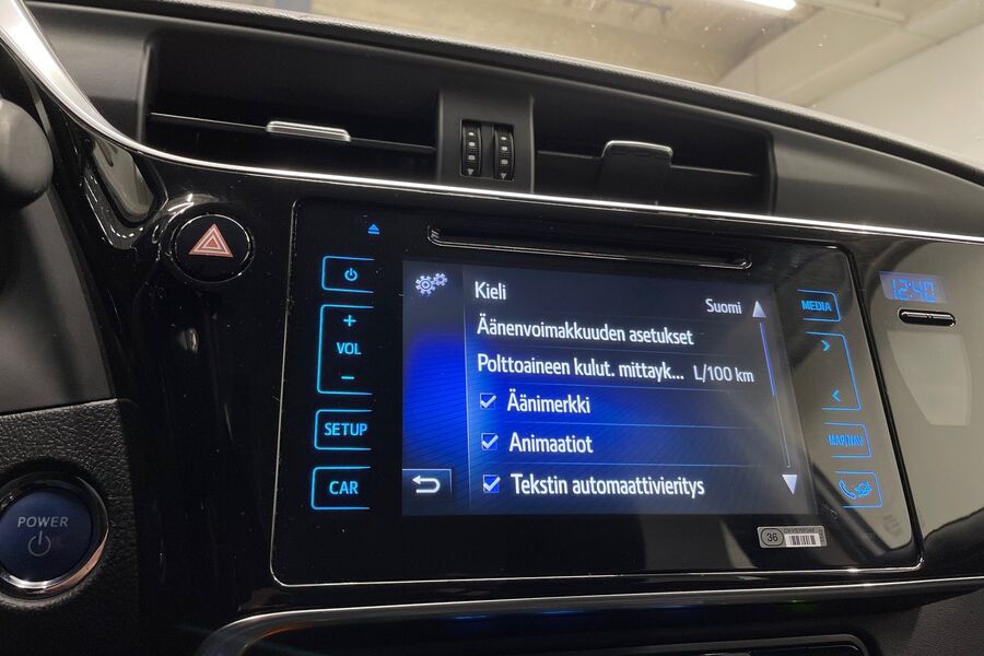 Toyota Auris vaihtoauto