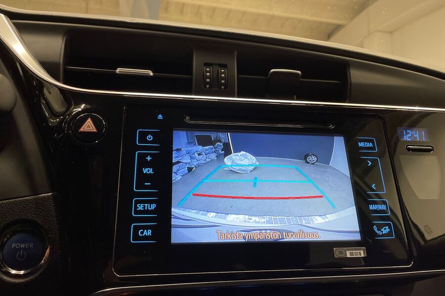 Toyota Auris vaihtoauto