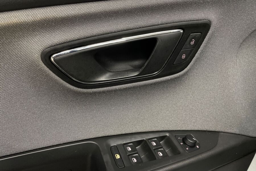 SEAT Leon vaihtoauto