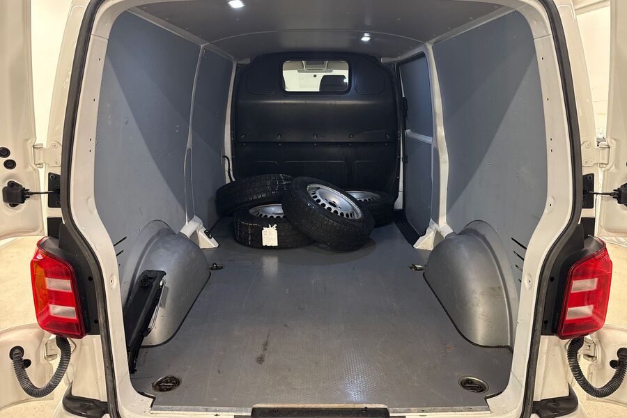 Volkswagen Transporter vaihtoauto