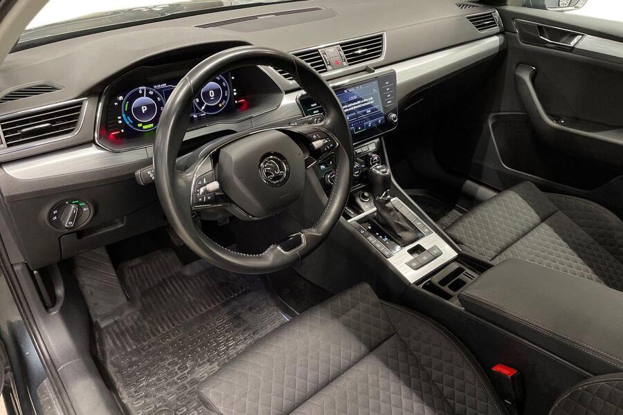 Skoda Superb vaihtoauto